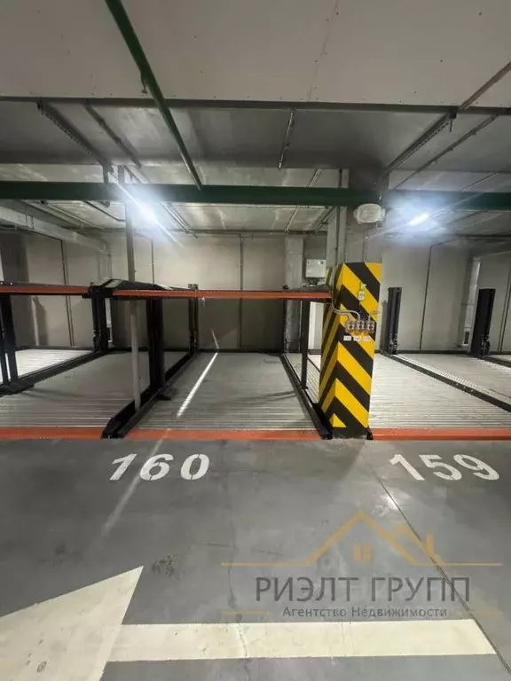 Гараж в Татарстан, Казань ул. Алексея Козина, 8 (15 м) - Фото 1