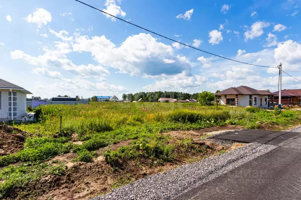 Участок в Тюменская область, Тюменский район, д. Малиновка ул. 65 лет ... - Фото 1