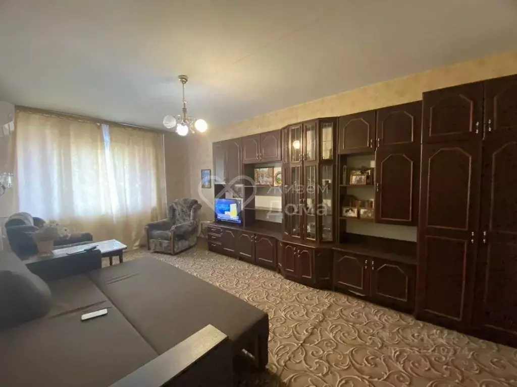 3-к кв. Волгоградская область, Волгоград ул. Маршала Еременко, 96 ... - Фото 1