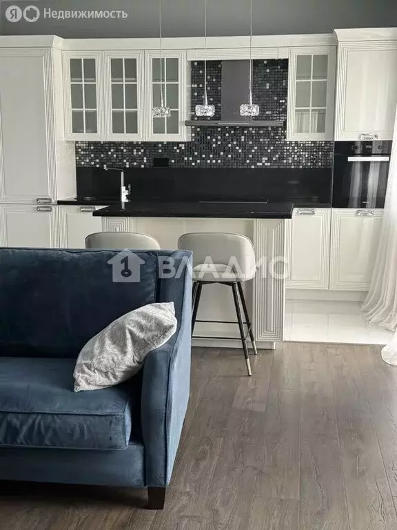 Квартира-студия: посёлок Ильинское-Усово, проезд Александра Невского, ... - Фото 1