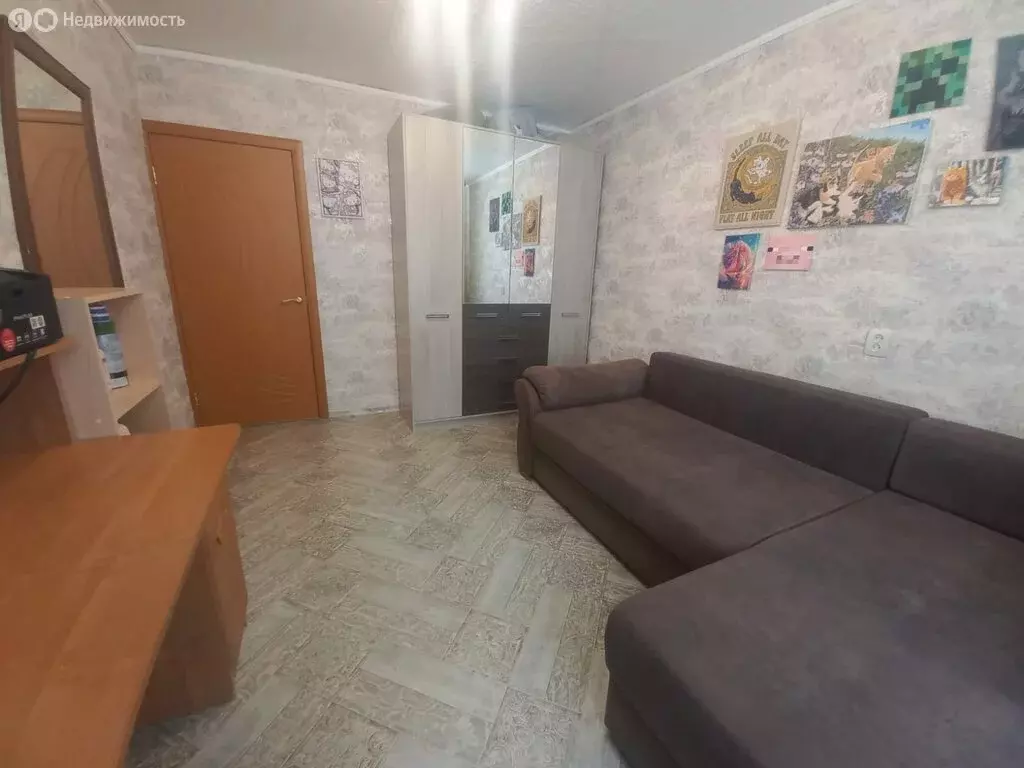2-комнатная квартира: Комсомольск-на-Амуре, улица Кирова, 51 (27.6 м) - Фото 1