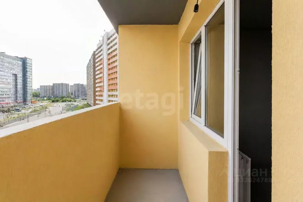 Студия Тюменская область, Тюмень ул. Новоселов, 113 (18.5 м) - Фото 1