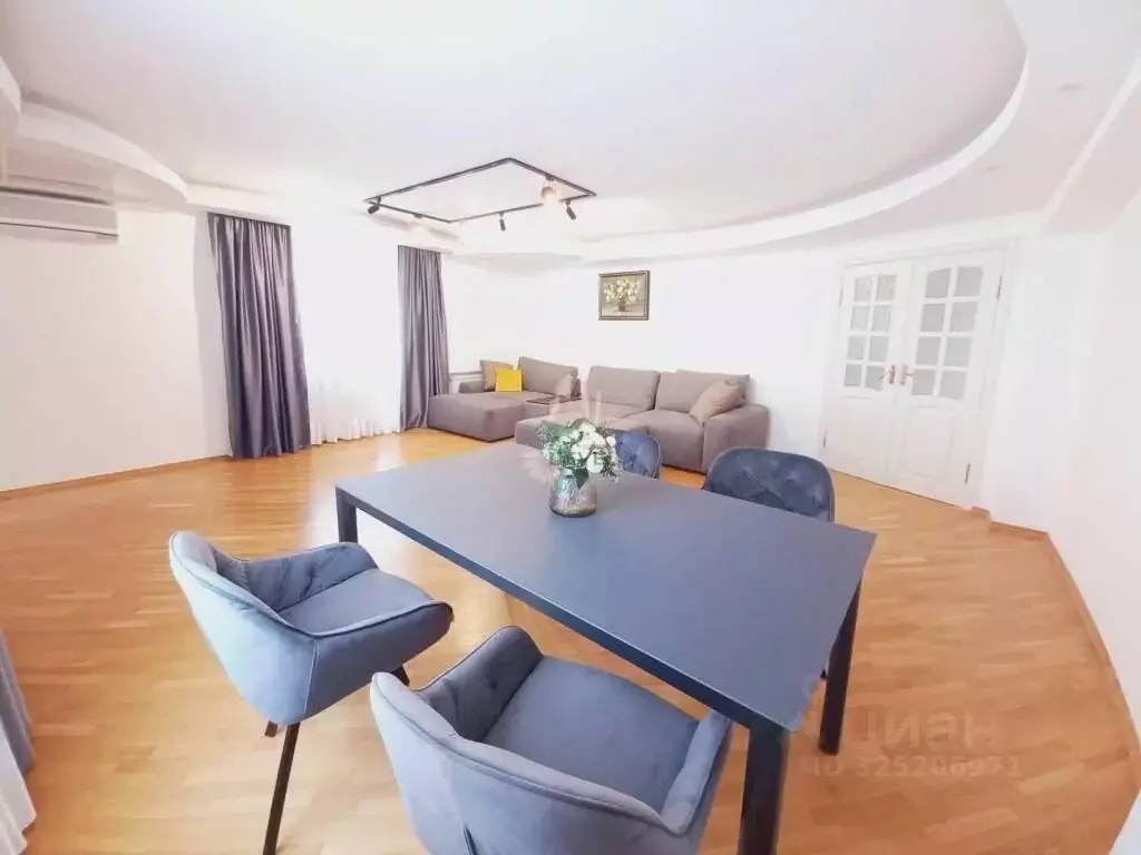 2-к кв. Саратовская область, Саратов Первомайская ул., 33/35 (99.0 м) - Фото 2