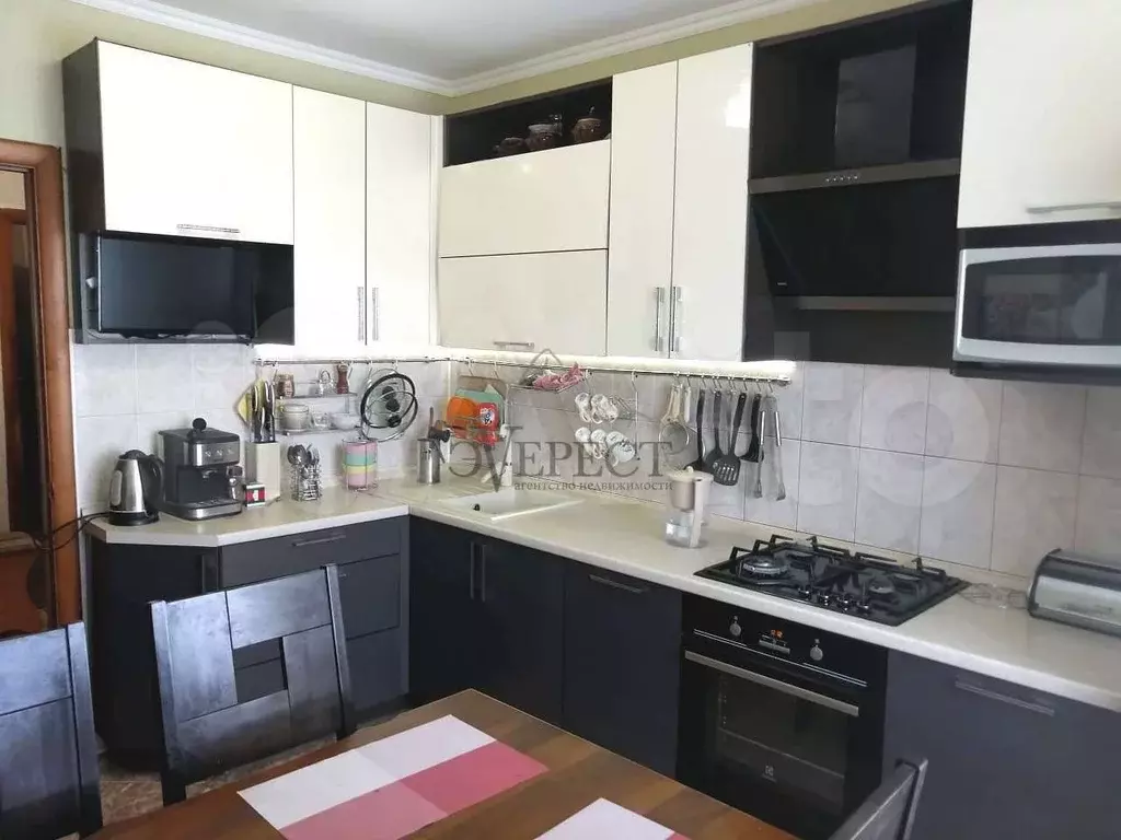 4-к. квартира, 80 м, 4/10 эт. - Фото 0