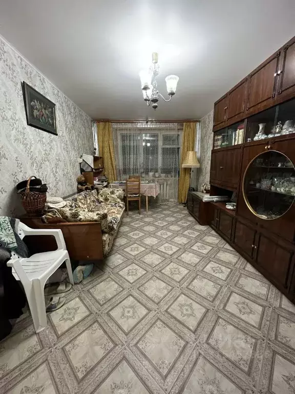3-к кв. Новгородская область, Старая Русса ул. Александровская, 39 ... - Фото 0