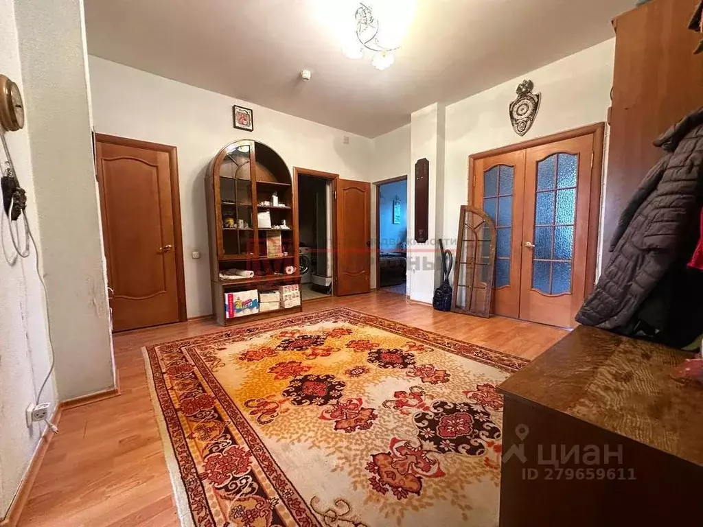 3-к кв. Белгородская область, Старый Оскол Степной мкр, 1 (100.0 м) - Фото 0