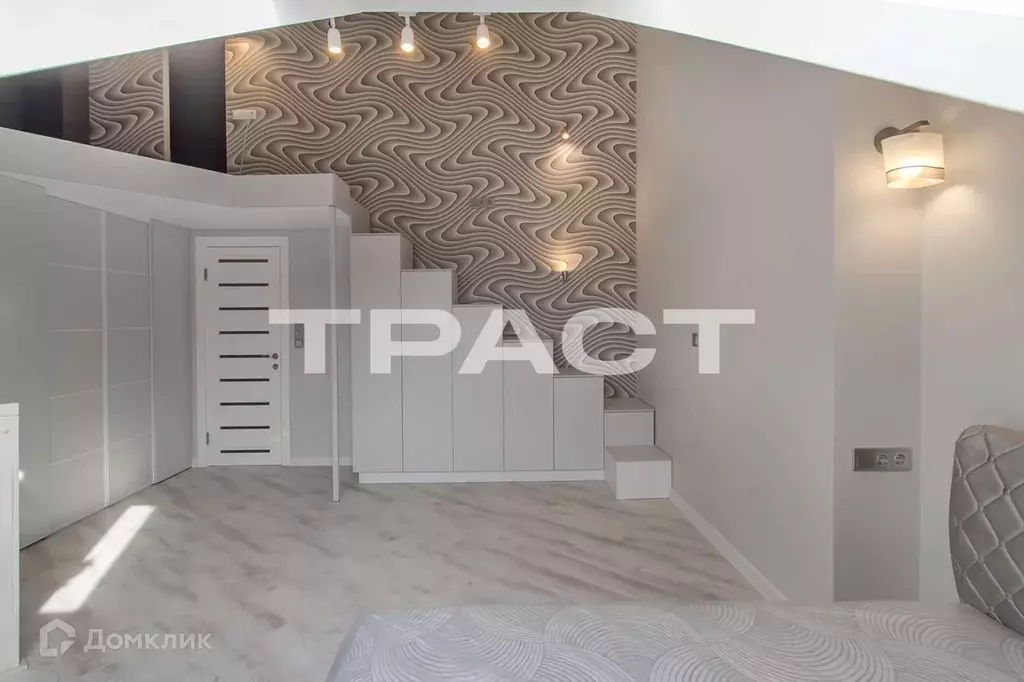 Продаётся 1-к квартира, 65 м - Фото 0