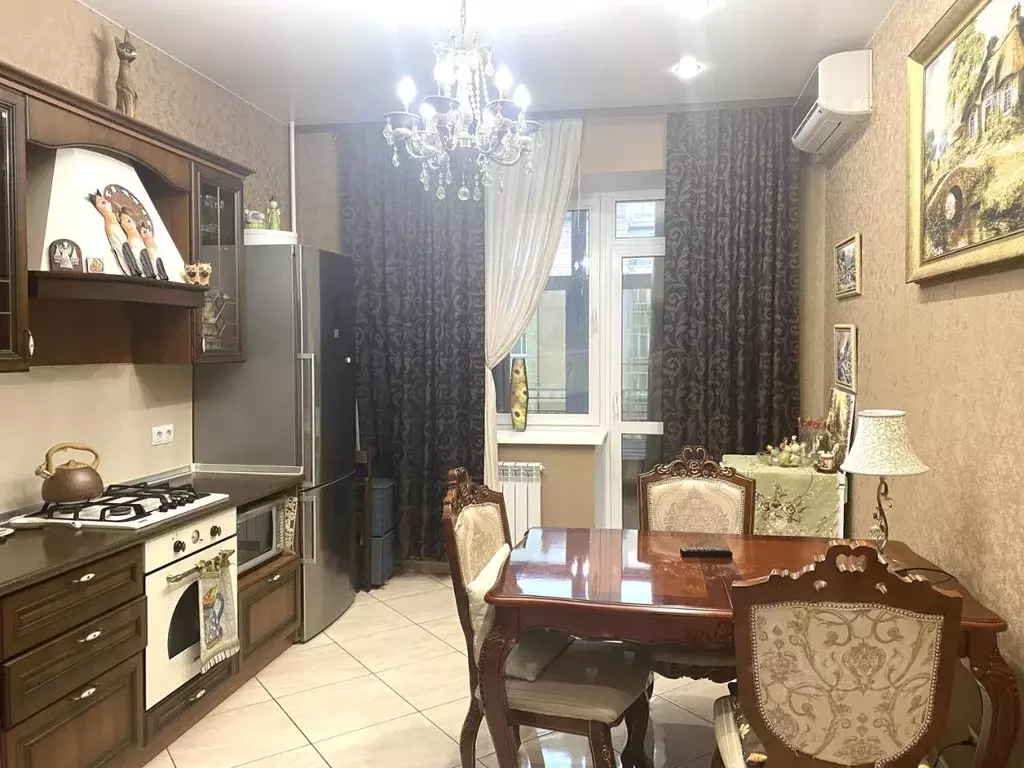 3-к кв. Омская область, Омск Старгород мкр, ул. Тютчева, 8 (102.7 м) - Фото 2