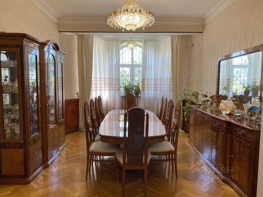 Коттедж, 692 м - Фото 1