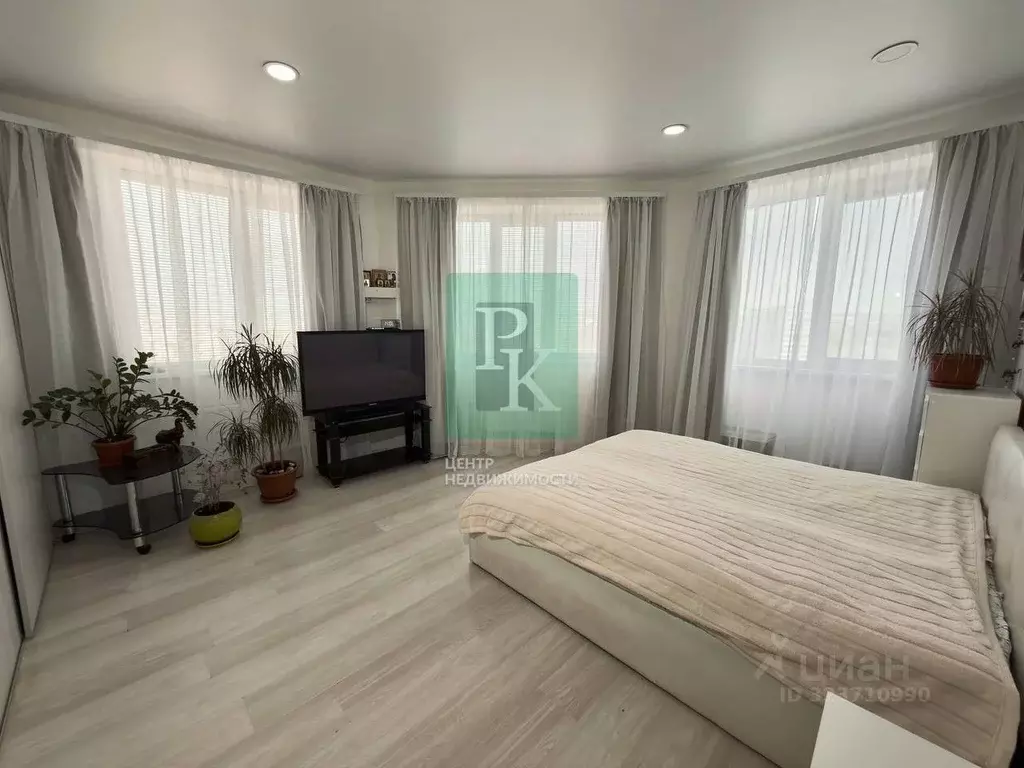 2-к кв. Севастополь просп. Античный, 7В (73.7 м) - Фото 2