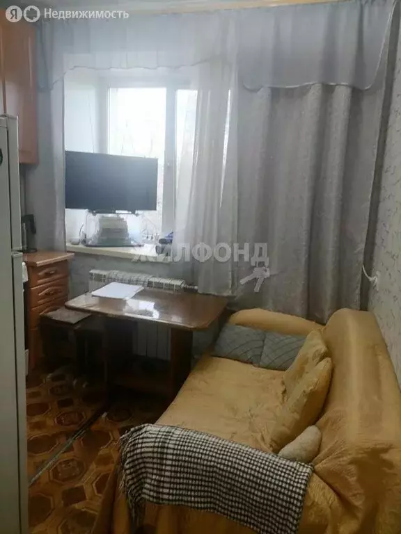1-комнатная квартира: Кызыл, улица Кочетова, 99 (31.7 м) - Фото 1