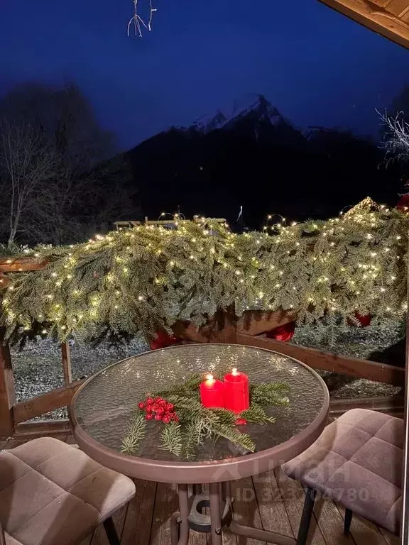 Дом в Карачаево-Черкесия, Зеленчукский район, с. Архыз ул. Курджиева, ... - Фото 1