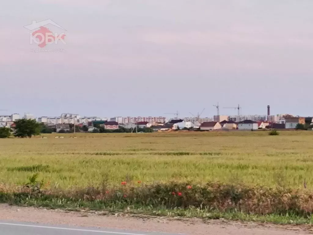 Участок в Крым, Евпатория ш. Черноморское (6.35 сот.) - Фото 1