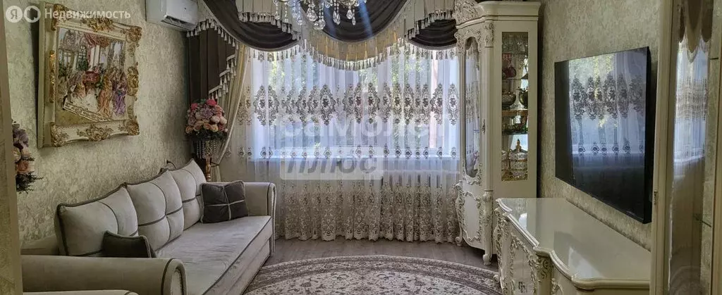 3-комнатная квартира: Ростов-на-Дону, улица Содружества, 39/2 (63 м) - Фото 1