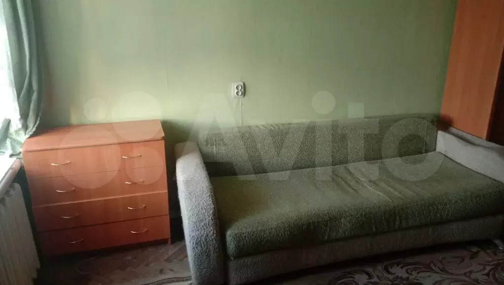 Комната 14 м в 4-к., 5/5 эт. - Фото 1
