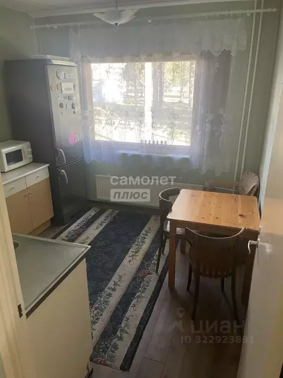 2-к кв. Карелия, Костомукша Интернациональная ул., 4 (49.8 м) - Фото 1