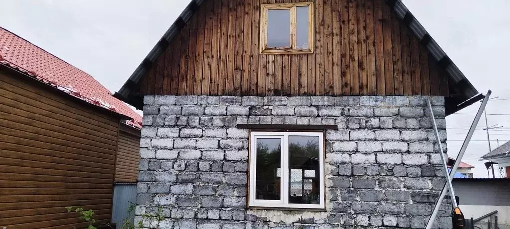 Дом в Кемеровская область, Белово ул. Щербакова, 69А (68 м) - Фото 1