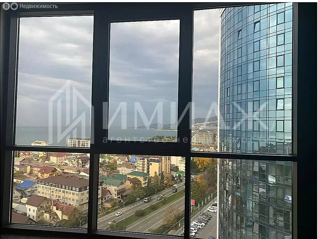 2-комнатная квартира: Сочи, улица Ленина, 298Бк7 (62 м) - Фото 0