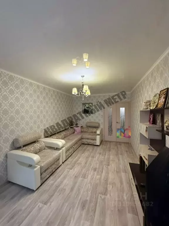 2-к кв. Калмыкия, Элиста 2-й мкр, 33 (50.0 м) - Фото 0