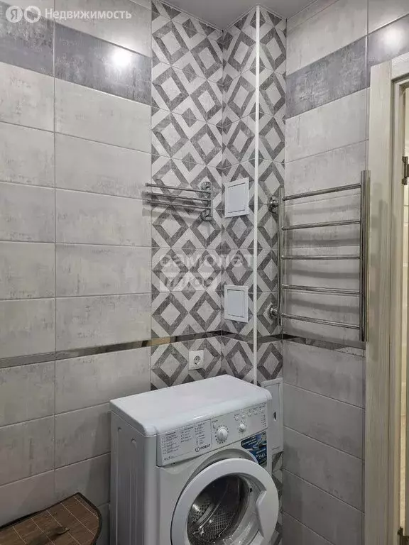 2-комнатная квартира: Новочебоксарск, улица Воинов-Интернационалистов, ... - Фото 1