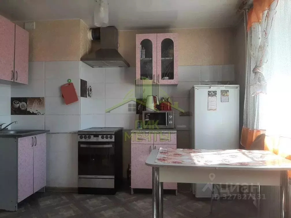 2-к кв. Бурятия, Улан-Удэ ул. Пугачева, 57 (61.5 м) - Фото 1