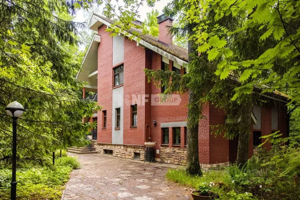 Коттедж в Московская область, Наро-Фоминский городской округ, д. ... - Фото 1