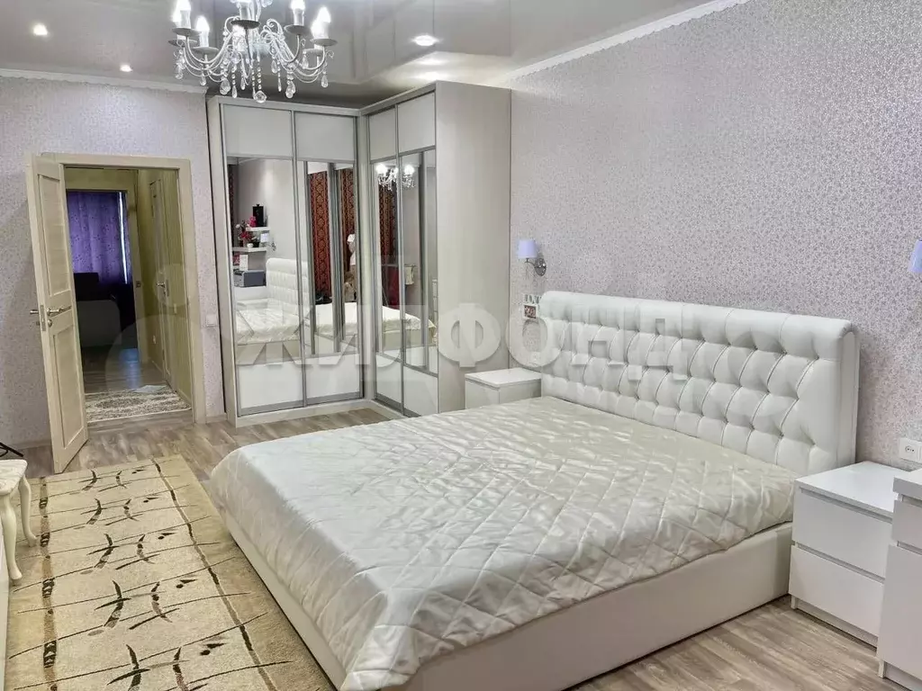 3-к. квартира, 104 м, 8/17 эт. - Фото 0