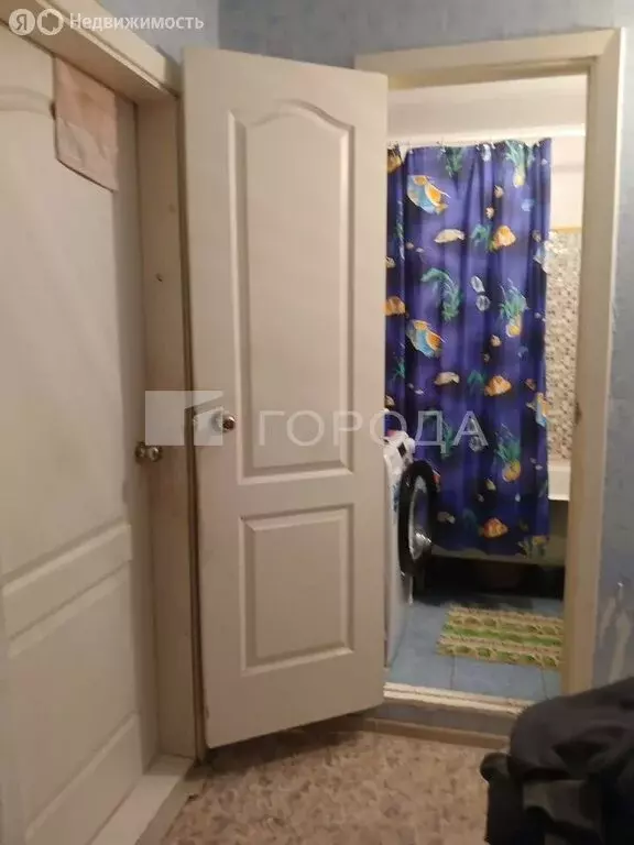 3-комнатная квартира: Барнаул, Лазурная улица, 54 (72.8 м) - Фото 2