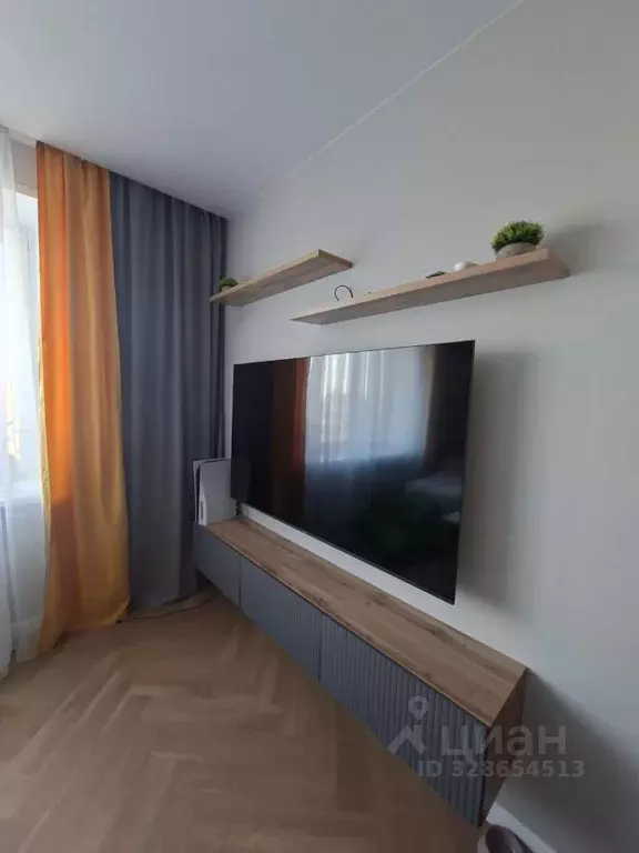 Свободной планировки кв. Тюменская область, Тюмень Новгородская ул., ... - Фото 1