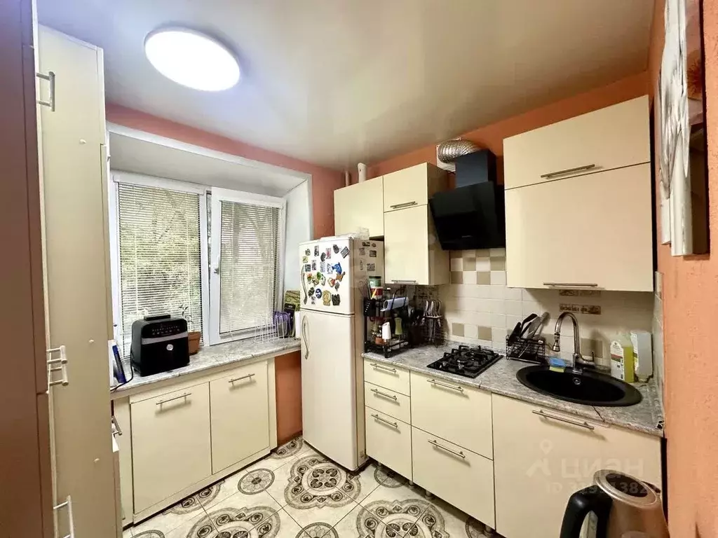 2-к кв. Владимирская область, Гусь-Хрустальный Теплицкий просп., 37 ... - Фото 1