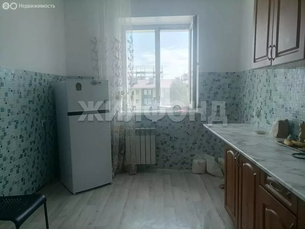 1-комнатная квартира: Кызыл, улица Дружбы, 1/2 (35 м) - Фото 1