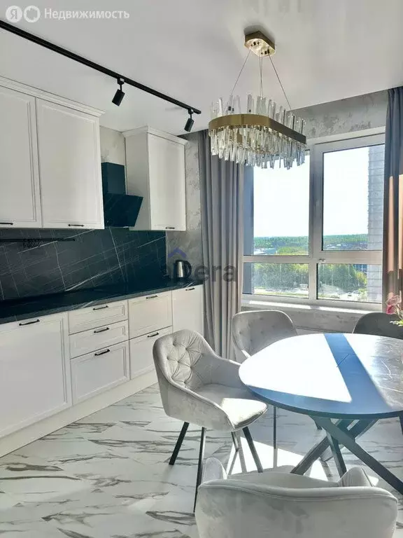 3-комнатная квартира: Казань, улица Братьев Батталовых, 20Ак2 (60 м) - Фото 1