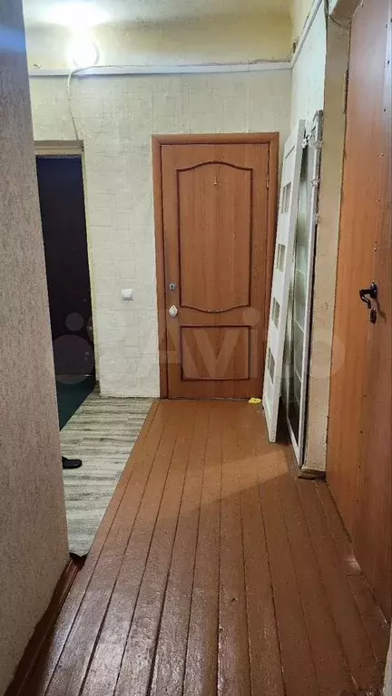 Комната 16 м в 3-к., 2/2 эт. - Фото 1