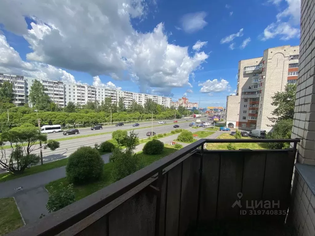 3-к кв. Псковская область, Псков Юбилейная ул., 77А (75.2 м) - Фото 1