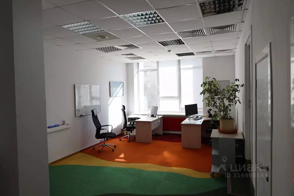 Офис в Москва ул. Орджоникидзе, 11С10 (284 м) - Фото 1