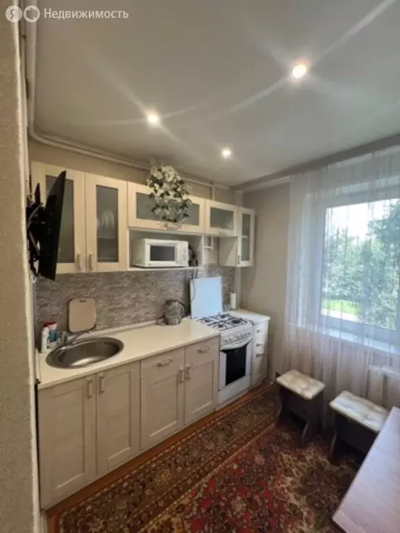 2-комнатная квартира: Серпухов, улица Ворошилова, 151 (50.7 м) - Фото 1