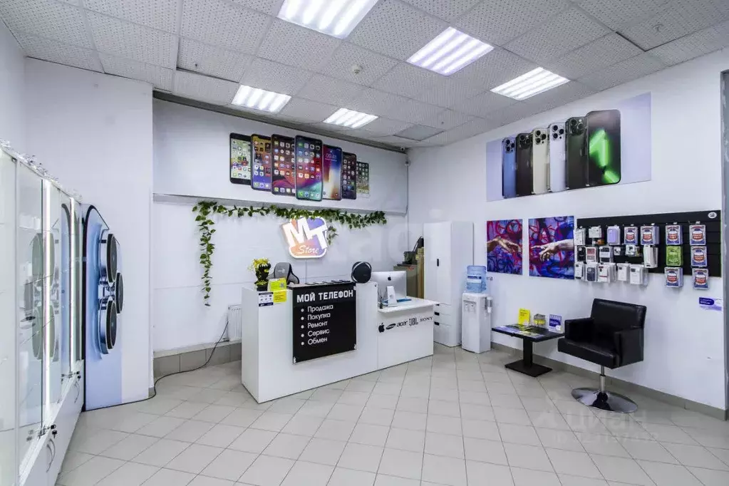 Торговая площадь в Тюменская область, Тюмень ул. 50 лет ВЛКСМ, 63 (29 ... - Фото 1