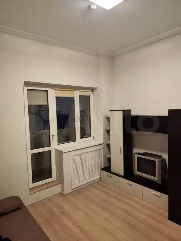 1-к. квартира, 42 м, 5/10 эт. - Фото 1
