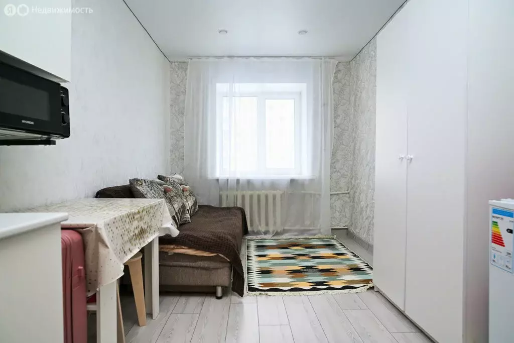 1к в 5-комнатной квартире (10.3 м) - Фото 1