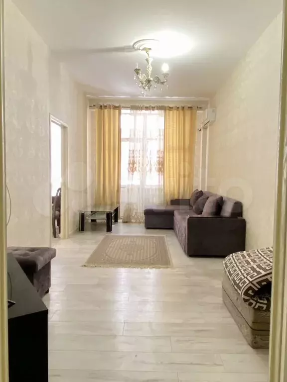 2-к. квартира, 80 м, 9/12 эт. - Фото 1