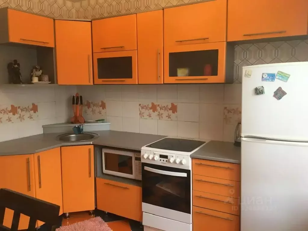 2-к кв. Кемеровская область, Новокузнецк ул. Покрышкина, 16А (52.0 м) - Фото 1