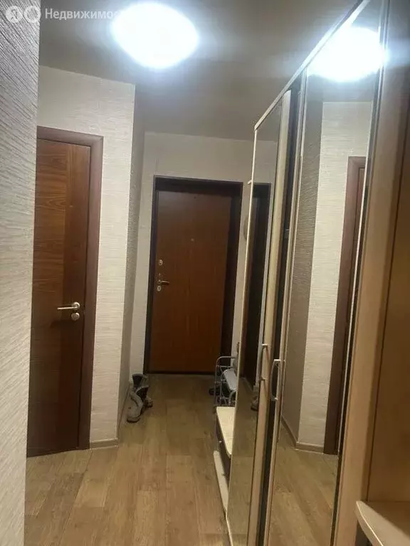 3-комнатная квартира: Воронеж, улица Защитников Родины, 20 (58.3 м) - Фото 1