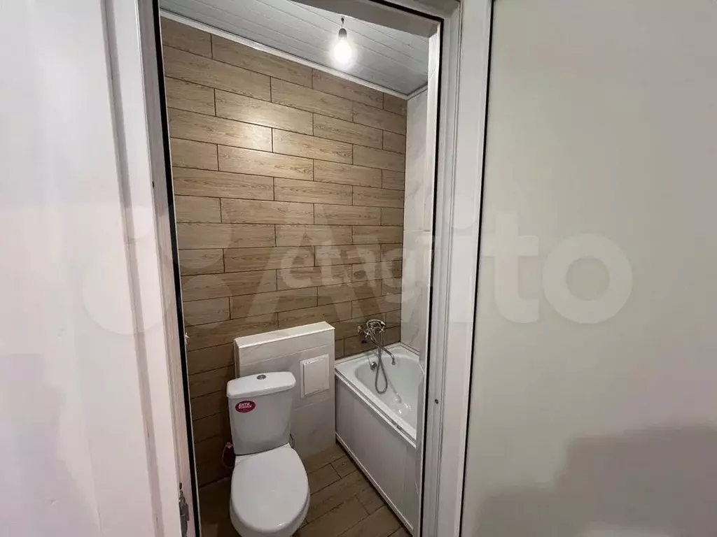 1-к. квартира, 32 м, 4/4 эт. - Фото 1