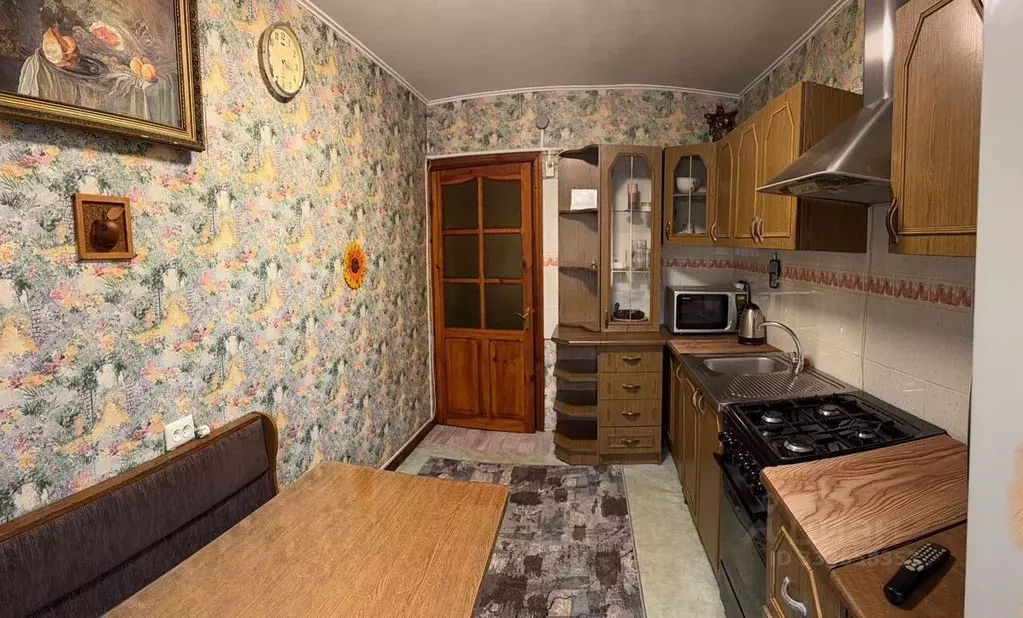 3-к кв. Крым, Симферополь ул. Имени Мате Залки, 7Д (65.0 м) - Фото 2