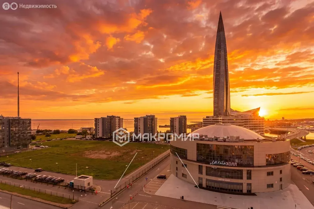 3-комнатная квартира: Санкт-Петербург, улица Савушкина, 140 (110 м) - Фото 1