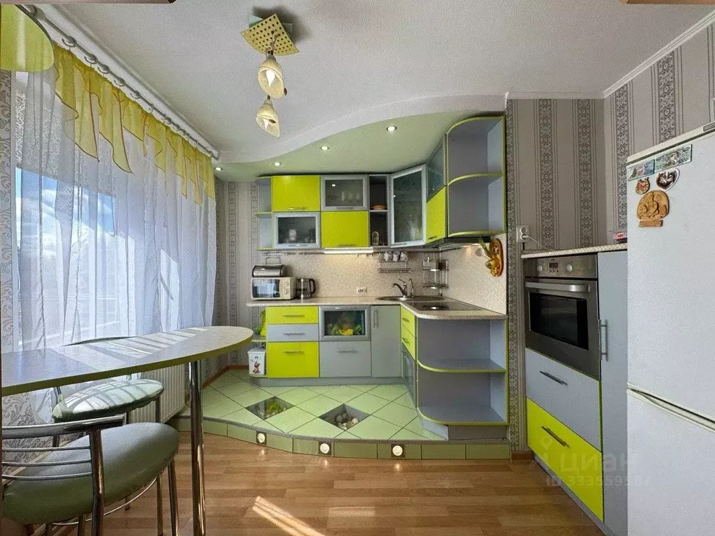 3-к кв. Коми, Сыктывкар ул. Морозова, 111/2 (64.4 м) - Фото 1