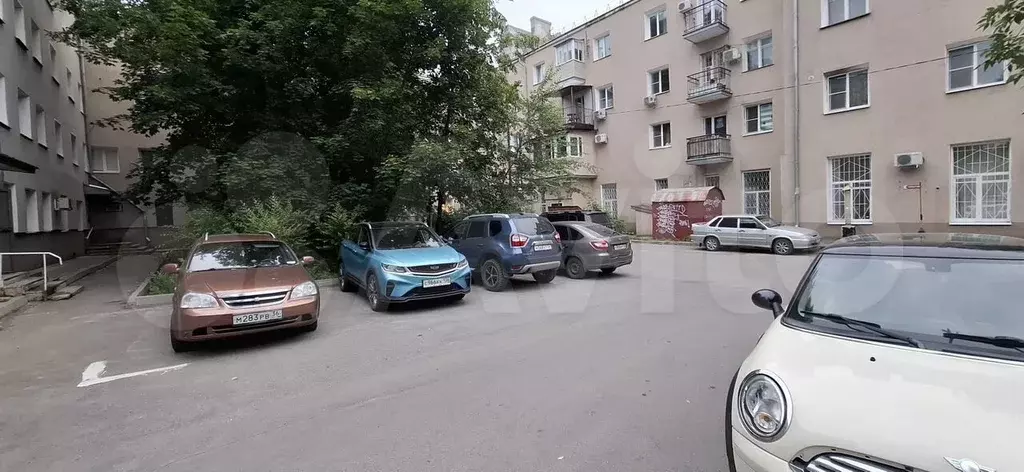 1-к. квартира, 46 м, 4/4 эт. - Фото 0