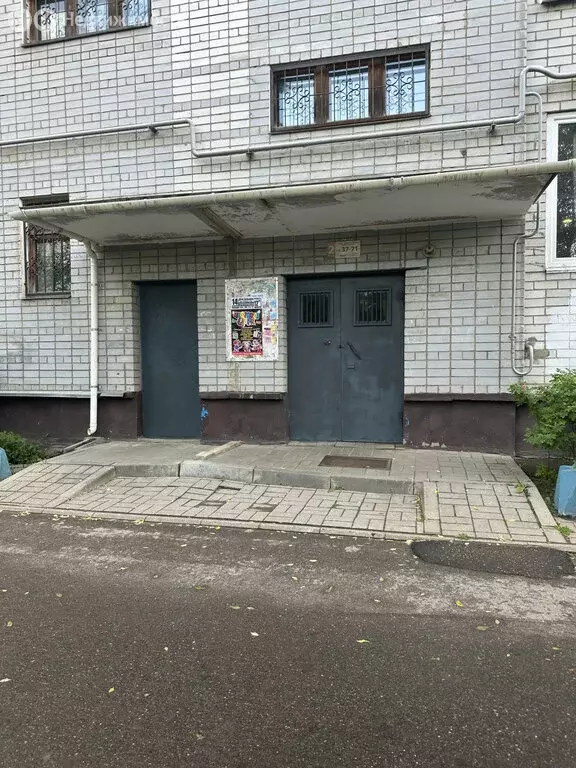 1-комнатная квартира: Ярославль, улица Строителей, 1к2 (37.4 м) - Фото 1
