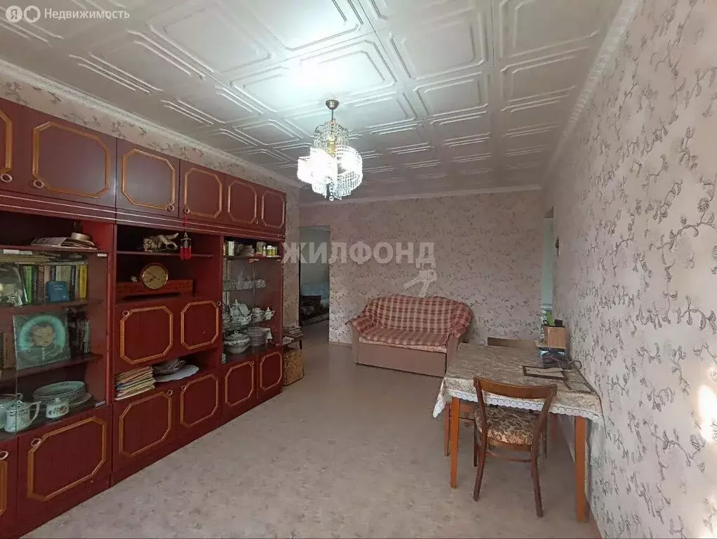 3-комнатная квартира: Абакан, улица Чертыгашева, 79 (58.4 м) - Фото 1