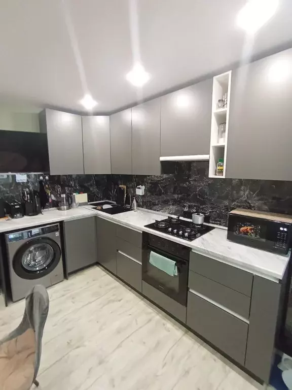 Продаётся 2-к квартира, 55.4 м - Фото 0